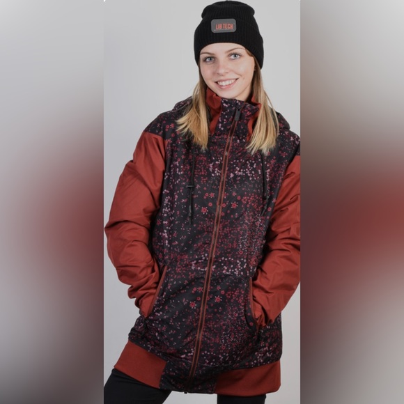 Volcom Snowboard Jacket - Picture 2 of 3